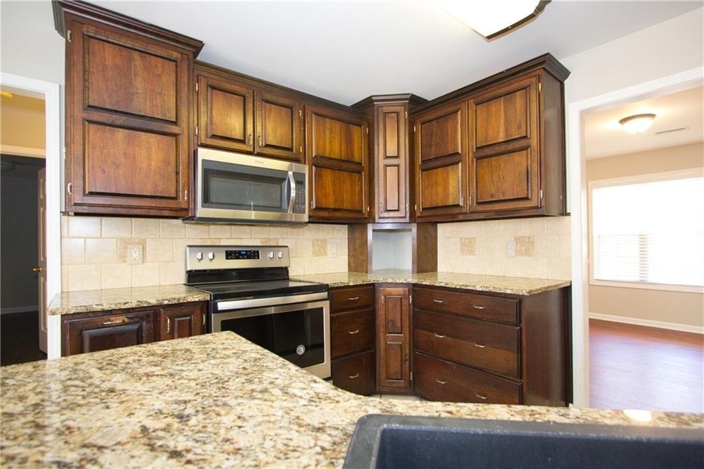 585 Chapel Walk Lane - Photo 9