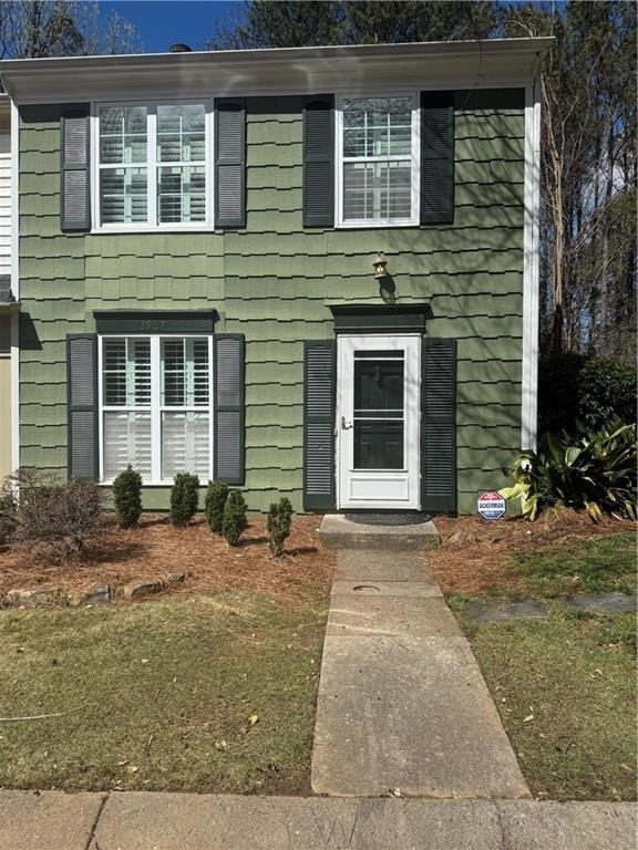 2907 Queen Anne Court - Photo 0
