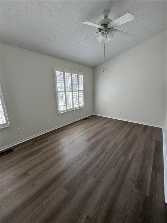 2907 Queen Anne Court - Photo 13