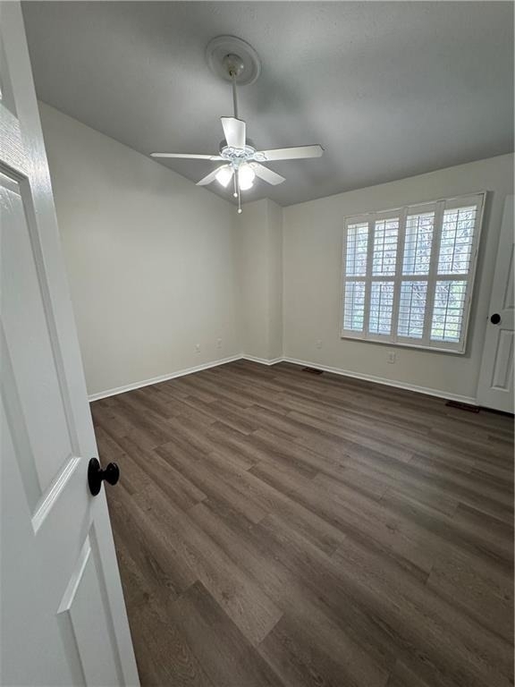 2907 Queen Anne Court - Photo 14
