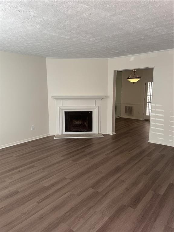 2907 Queen Anne Court - Photo 2