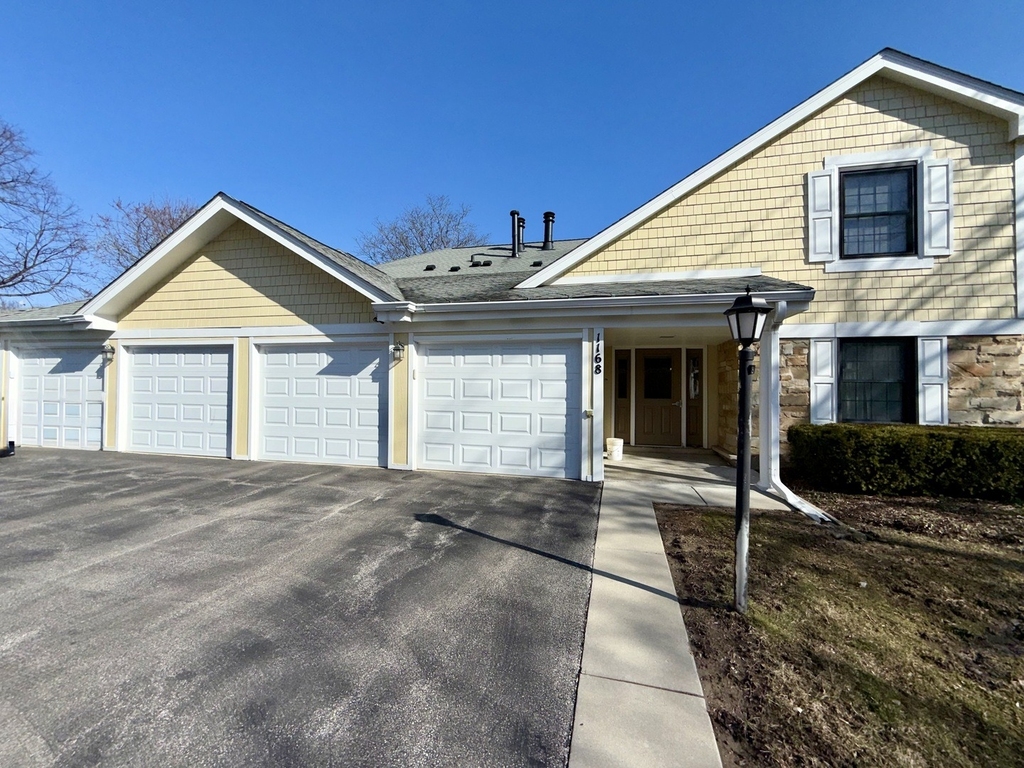 1168 Middlebury Lane - Photo 0