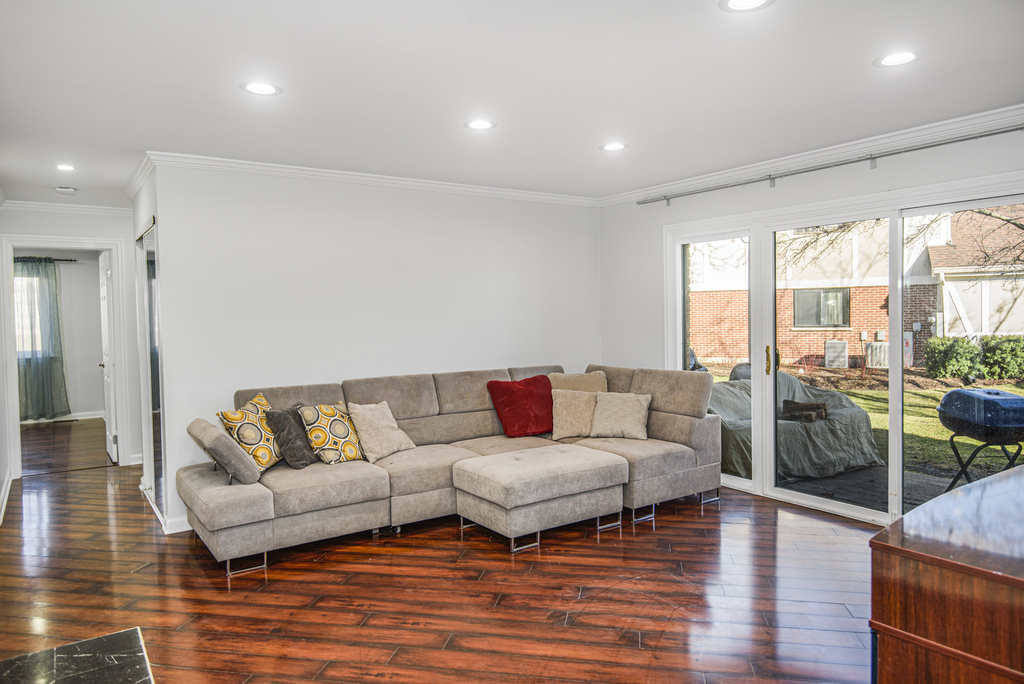 1168 Middlebury Lane - Photo 1