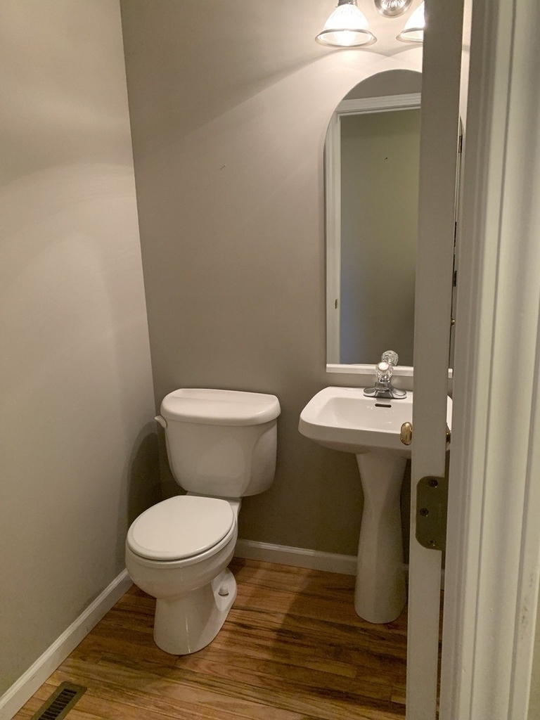 1116 Doral Drive - Photo 2