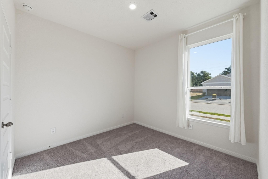 18206 Spruce Cottage Drive - Photo 11