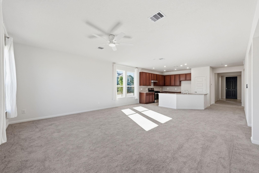 18206 Spruce Cottage Drive - Photo 8