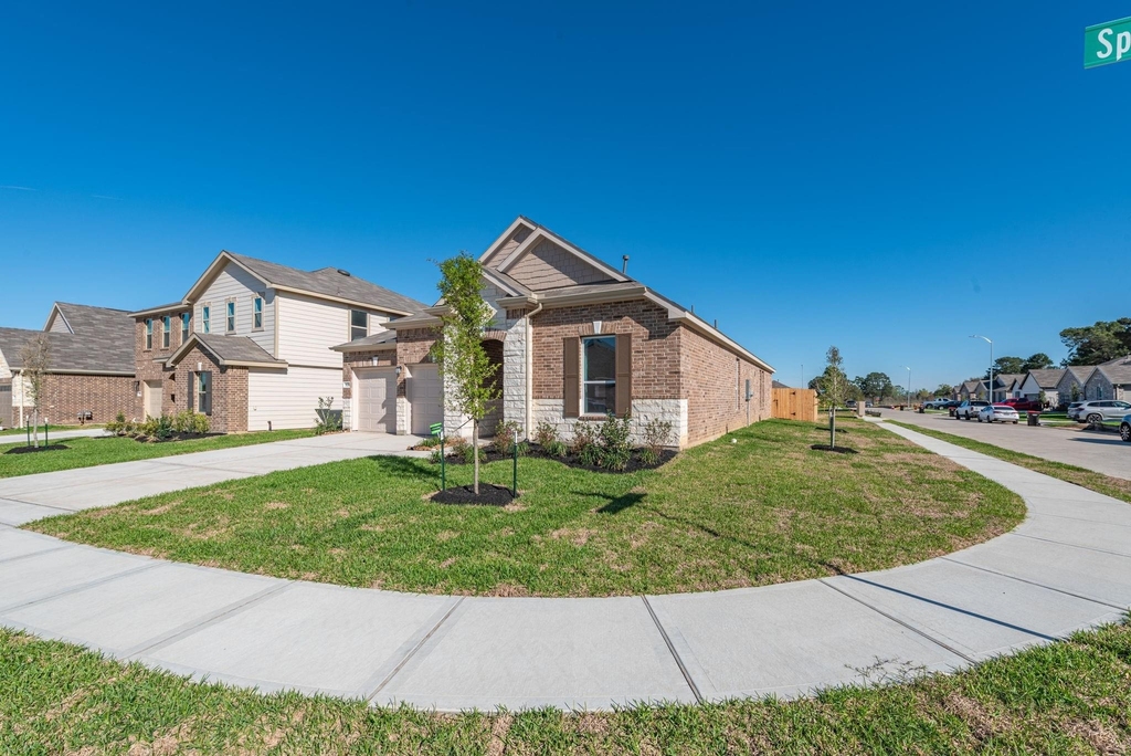 18206 Spruce Cottage Drive - Photo 3