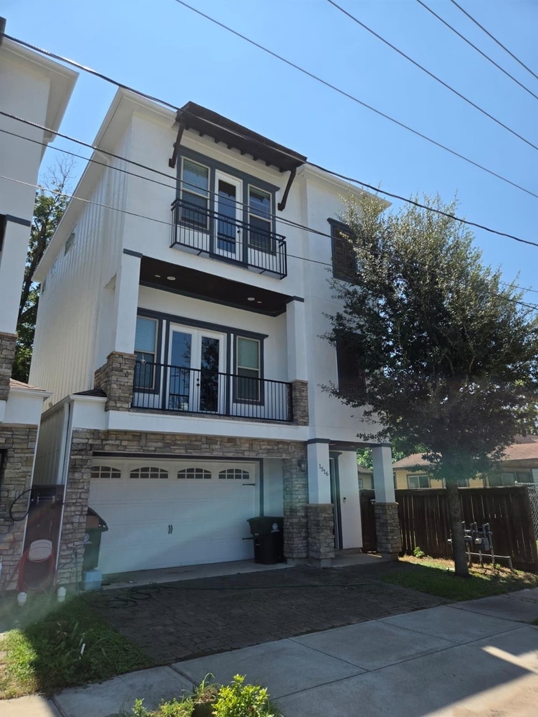 1516 Amundsen Street - Photo 40
