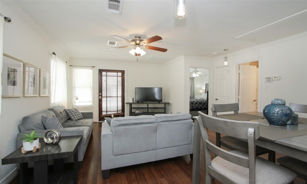 4331 Marina Street - Photo 4
