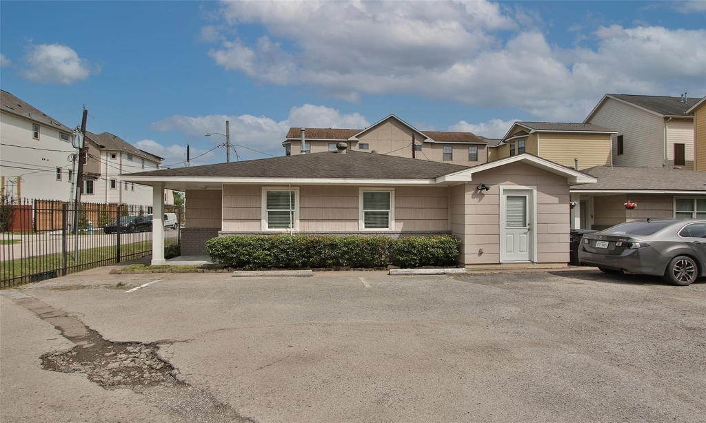 4331 Marina Street - Photo 32