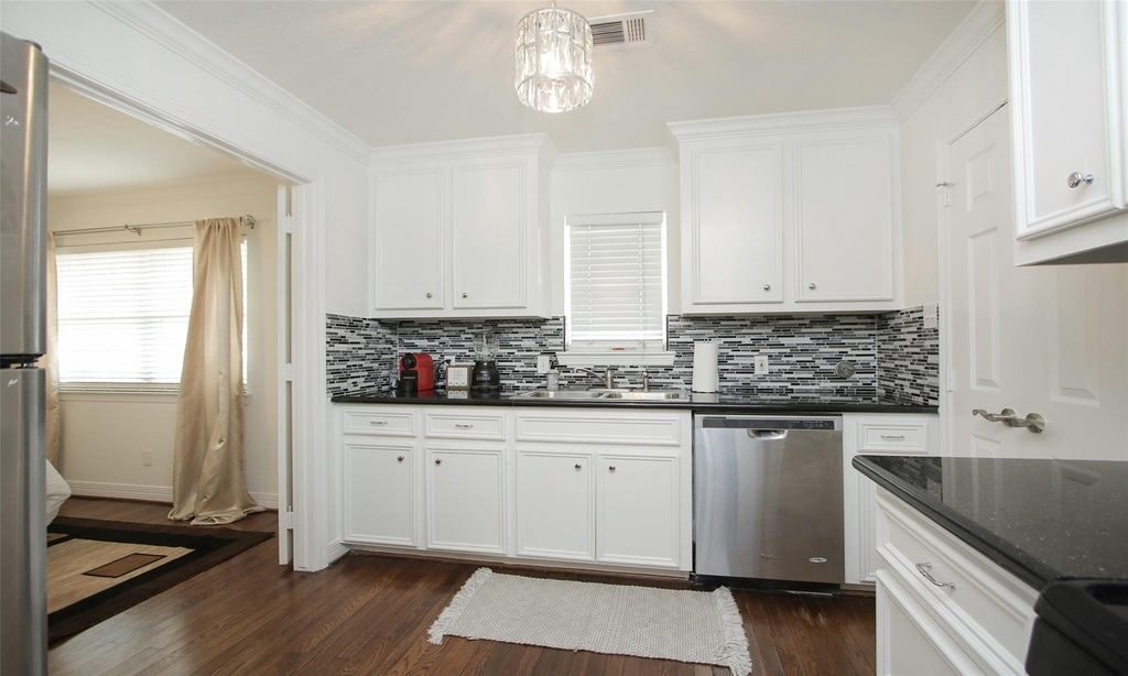 4331 Marina Street - Photo 14