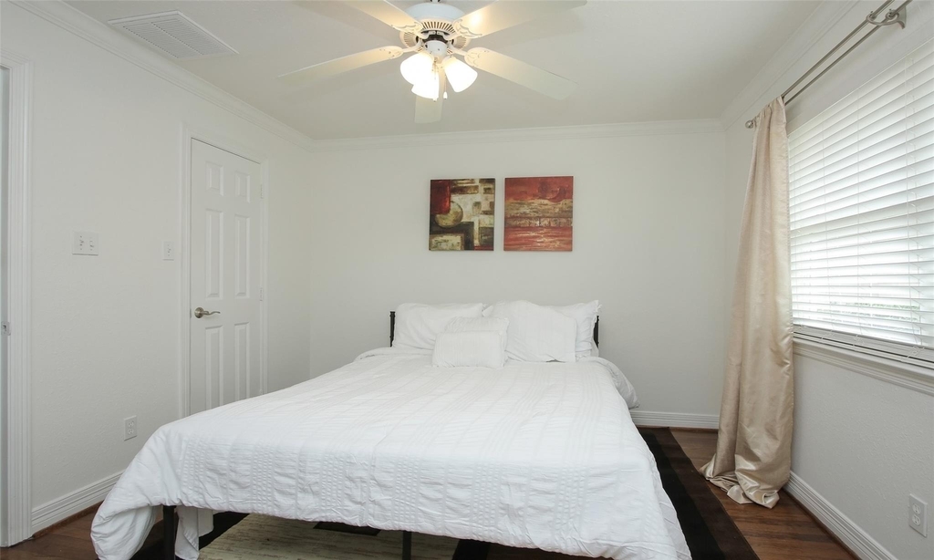 4331 Marina Street - Photo 11