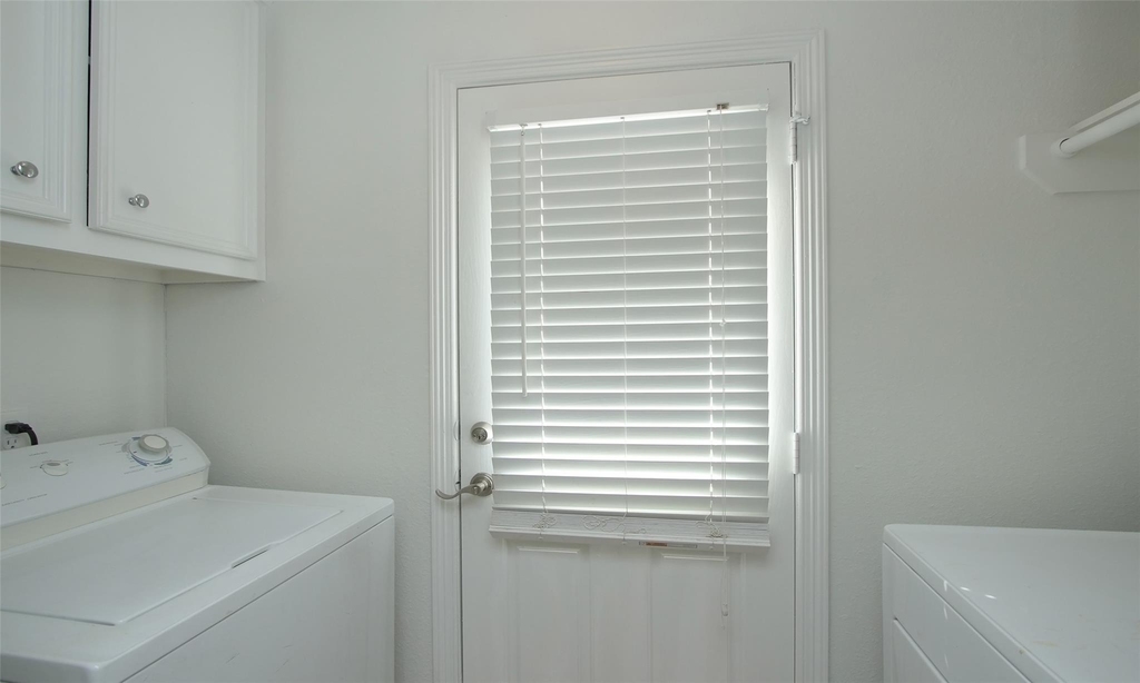 4331 Marina Street - Photo 30