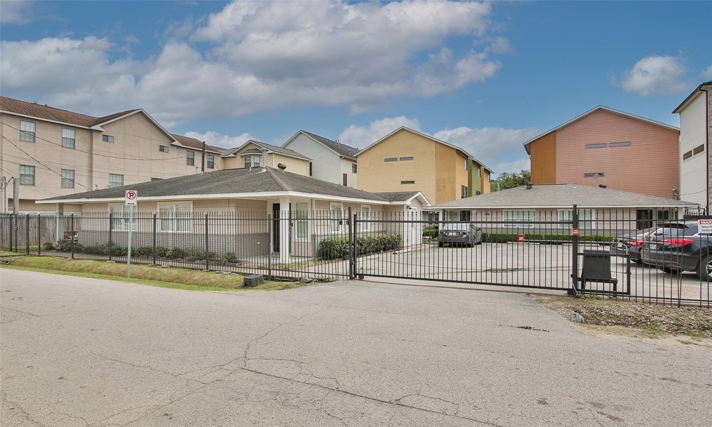 4331 Marina Street - Photo 35