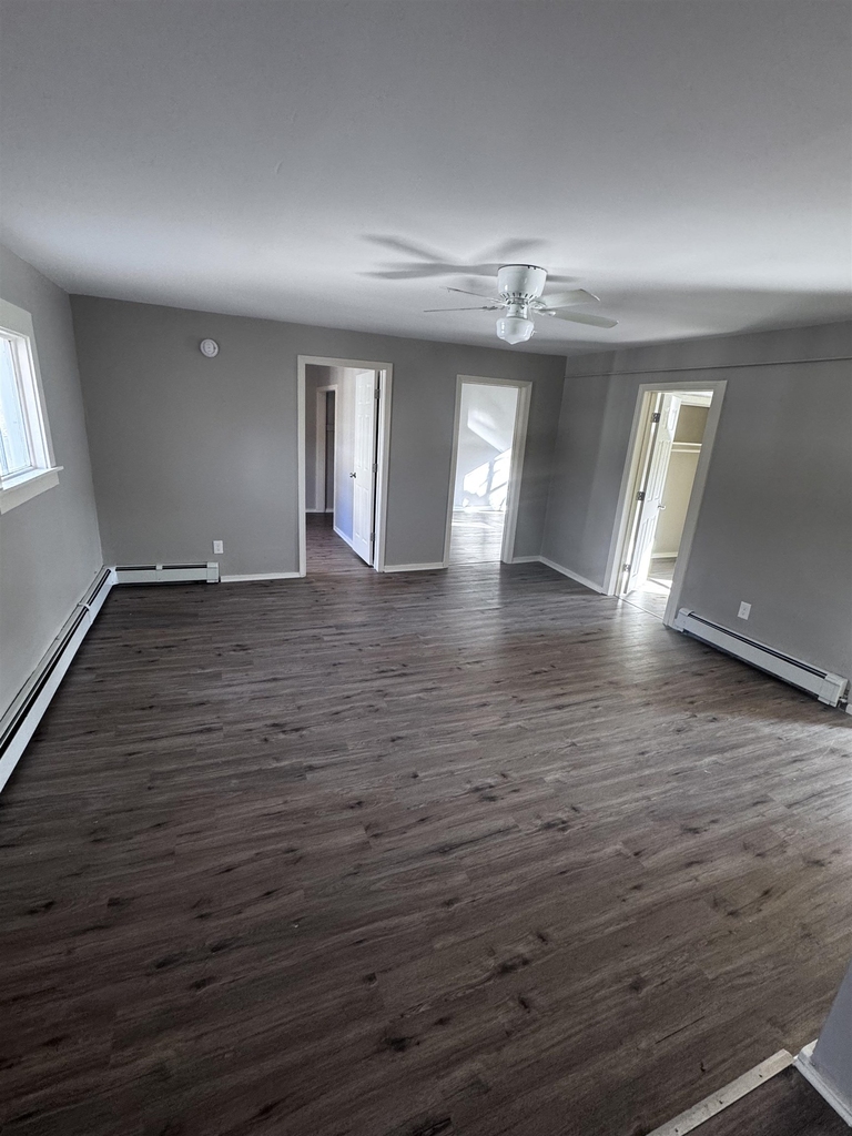 35 South - Photo 9