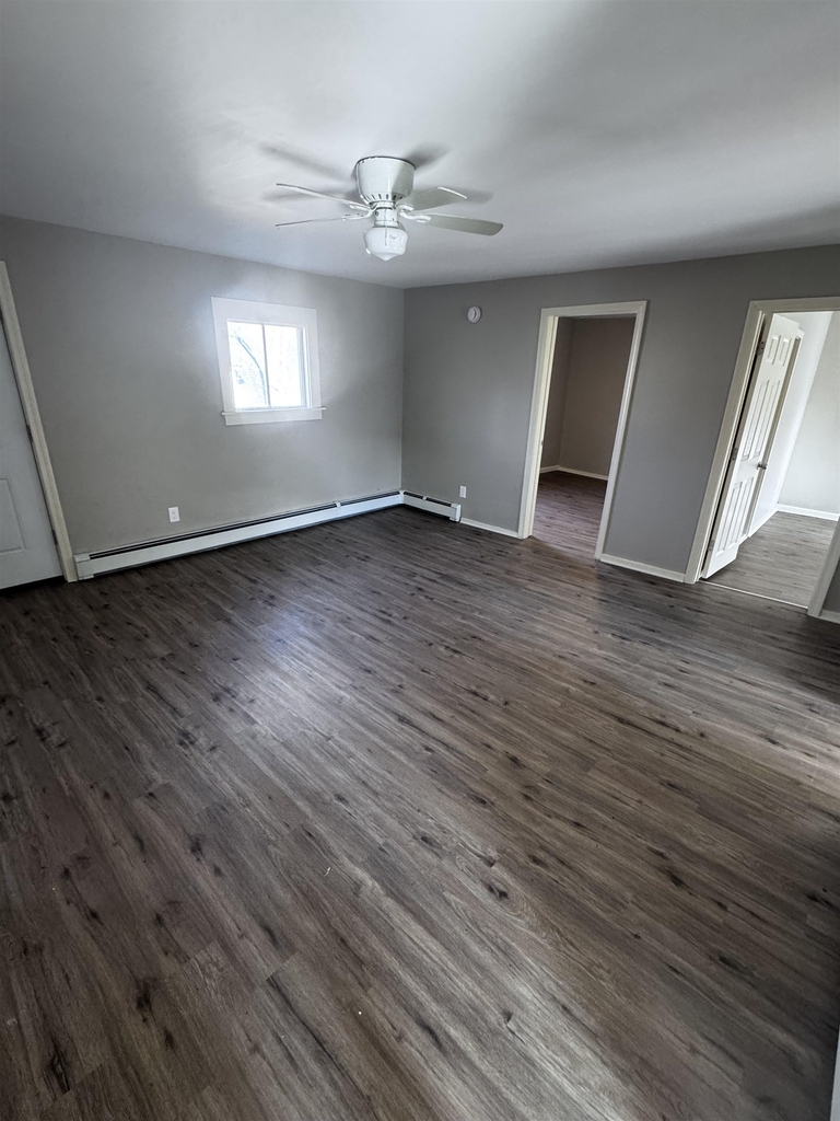 35 South - Photo 7