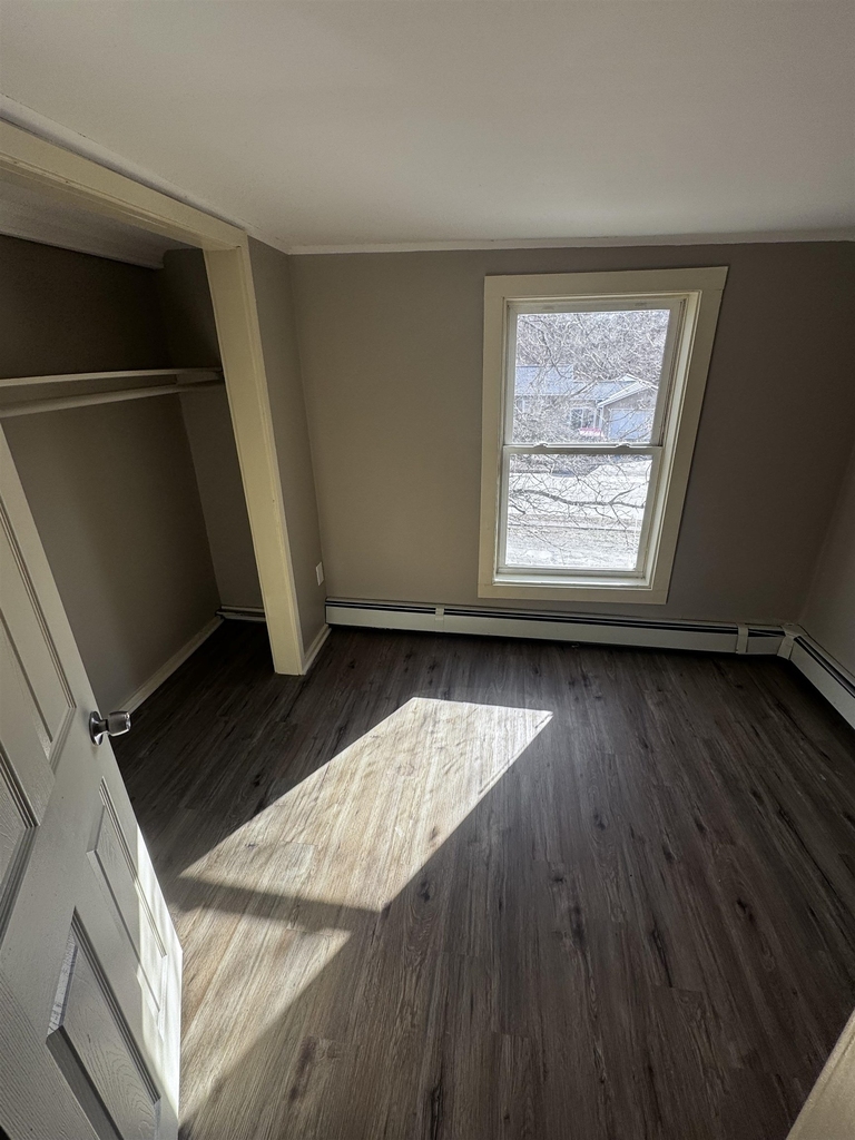 35 South - Photo 5
