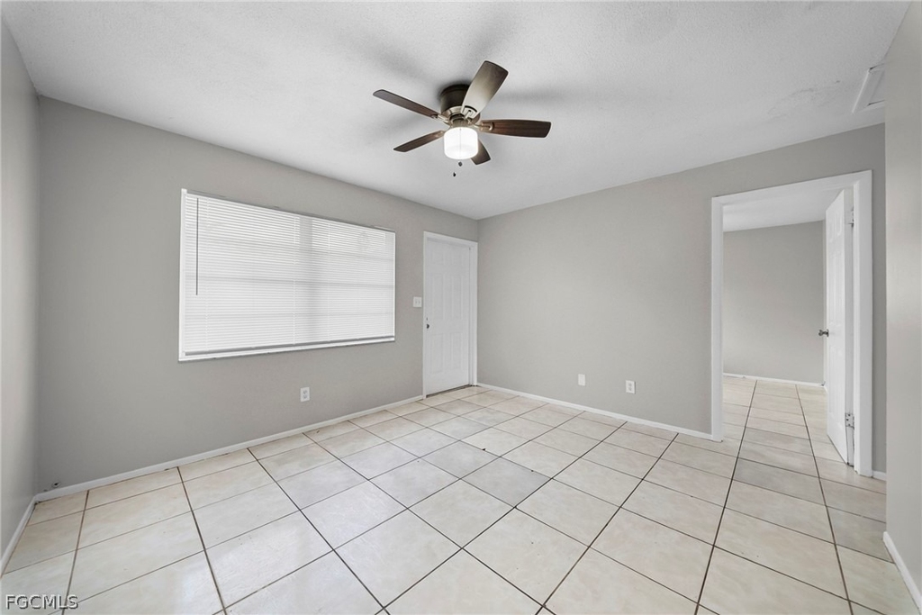 464 Carolina Avenue - Photo 5