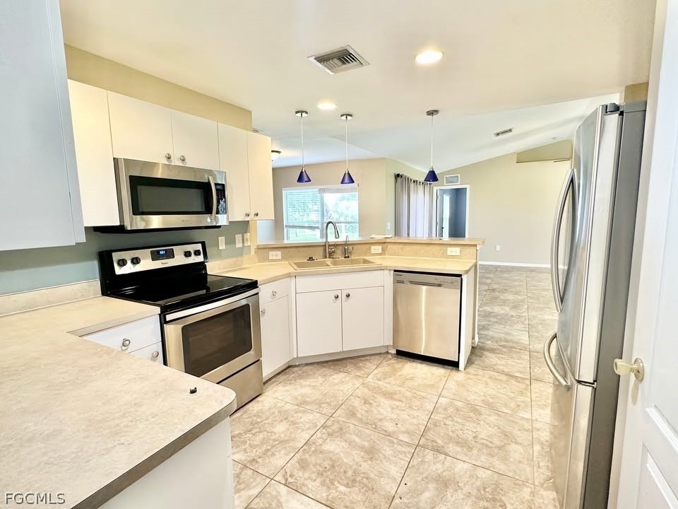 2453 Nw 8th Terrace - Photo 4