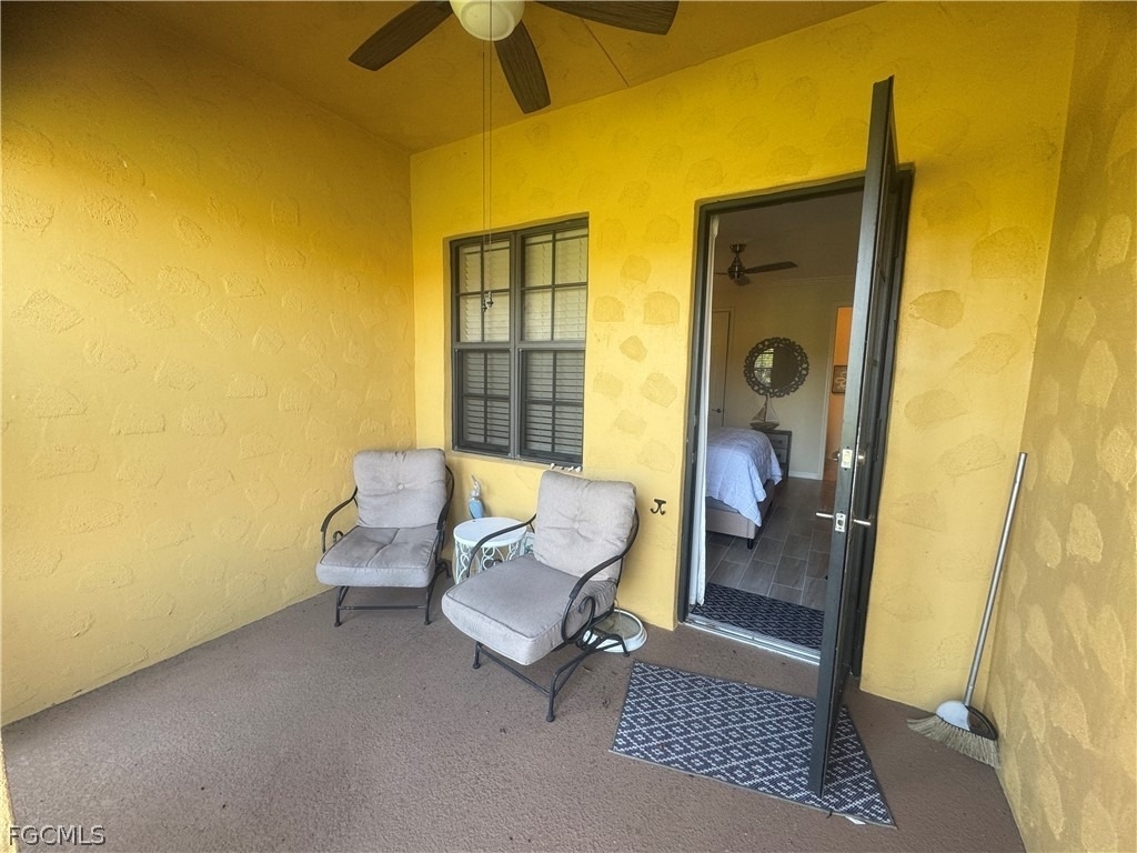 11908 Izarra Way - Photo 8