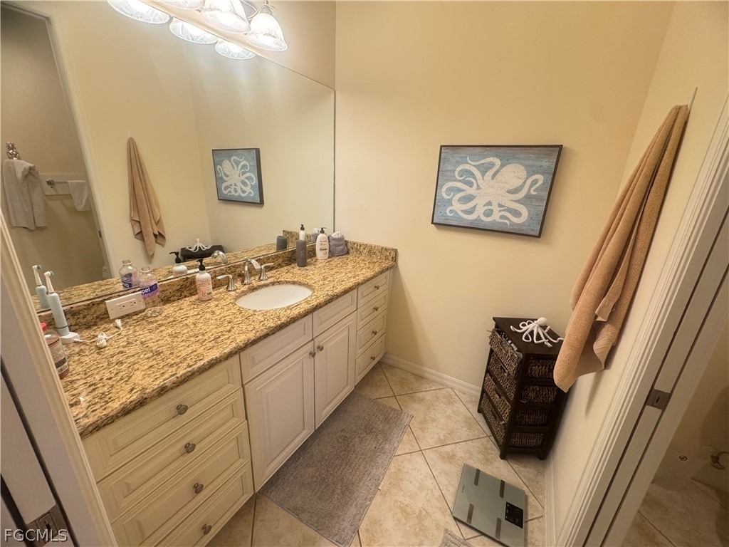 11908 Izarra Way - Photo 9