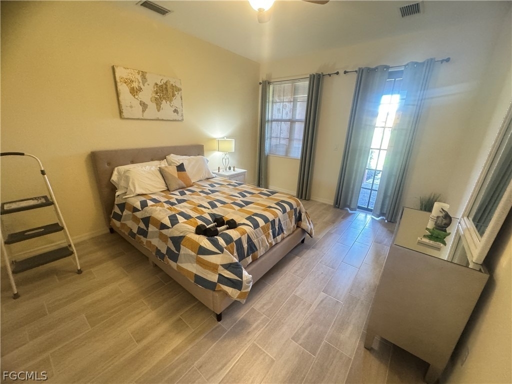 11908 Izarra Way - Photo 14