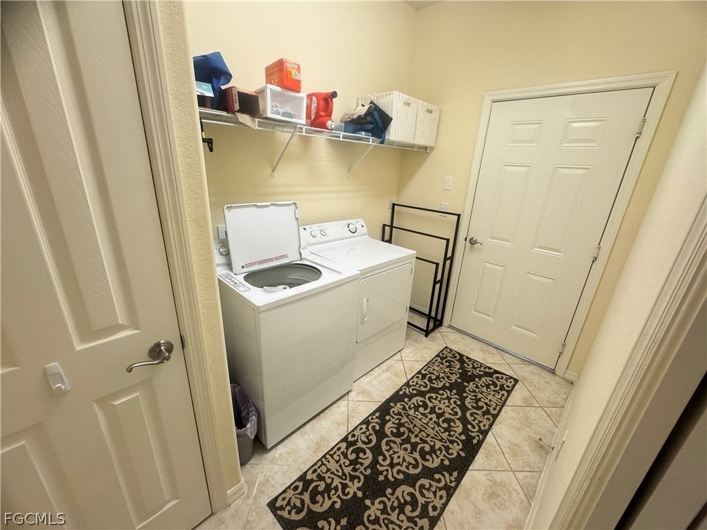 11908 Izarra Way - Photo 11