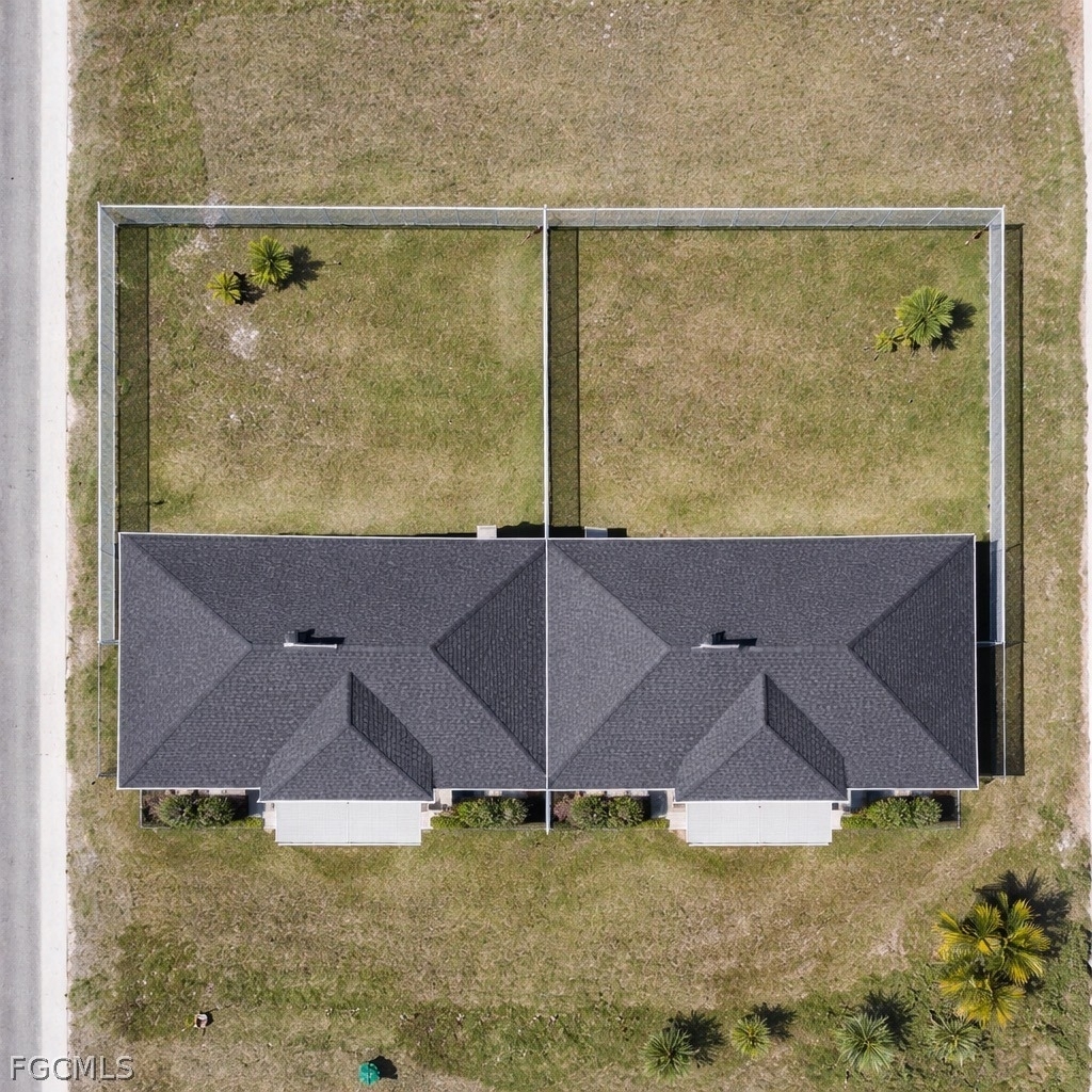 714 W 12th Street - Photo 25