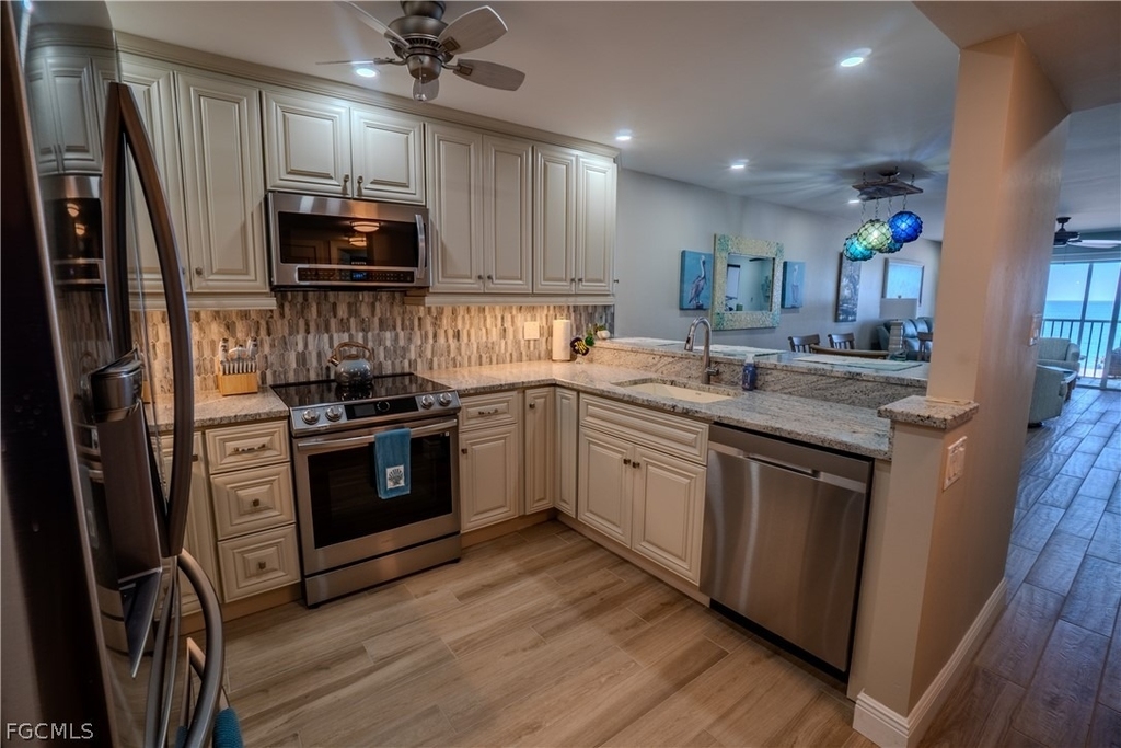 26000 Hickory Boulevard - Photo 3