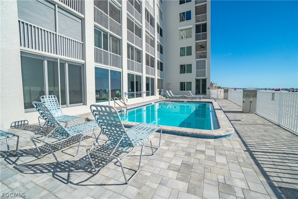 26000 Hickory Boulevard - Photo 24
