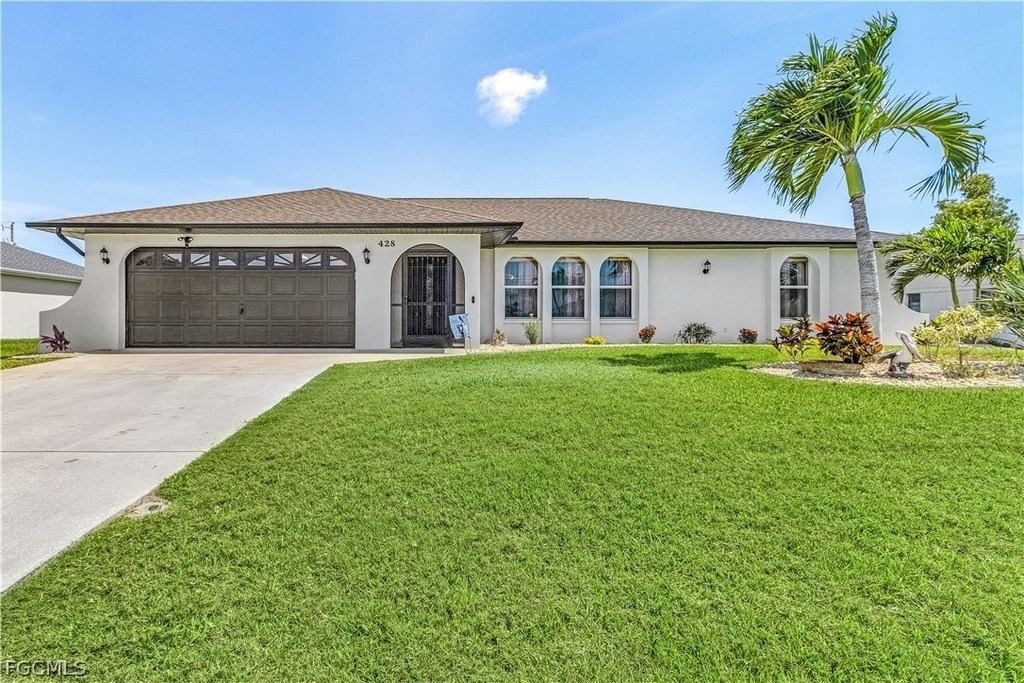 428 Sw 37th Street - Photo 1