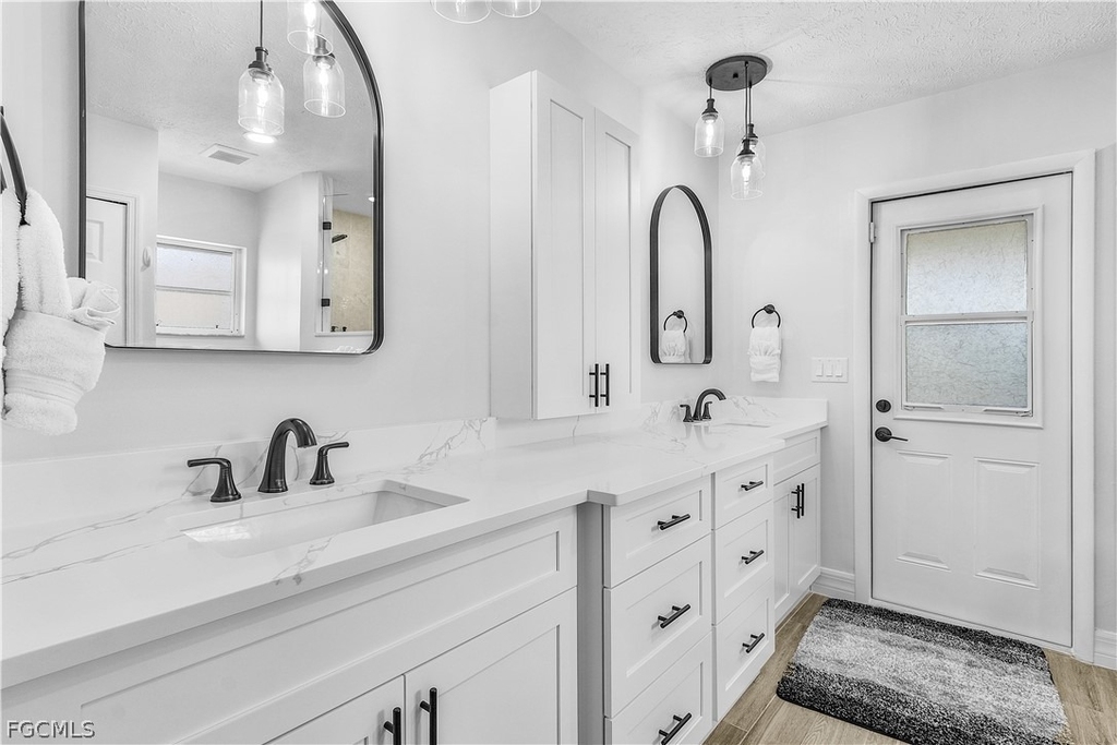 428 Sw 37th Street - Photo 21