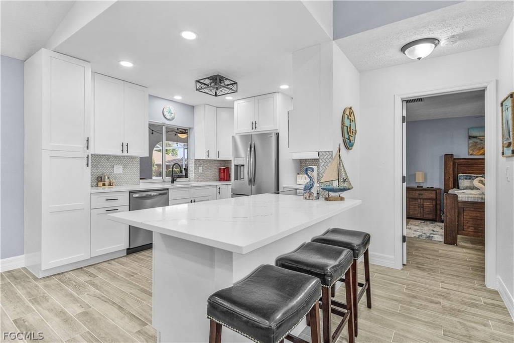 428 Sw 37th Street - Photo 6