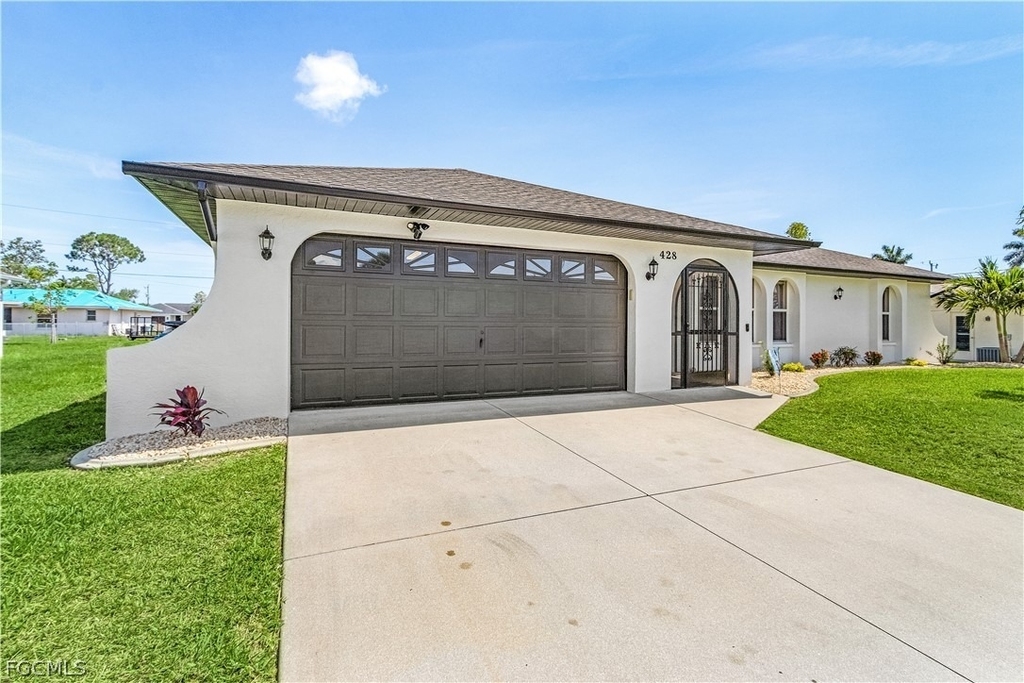 428 Sw 37th Street - Photo 2