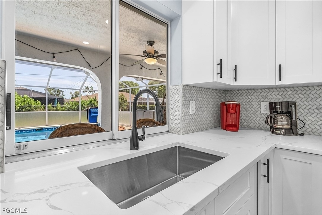 428 Sw 37th Street - Photo 8