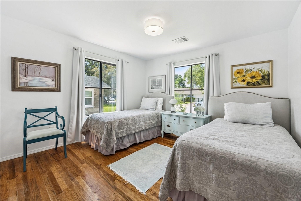 4710 Edison Street - Photo 8