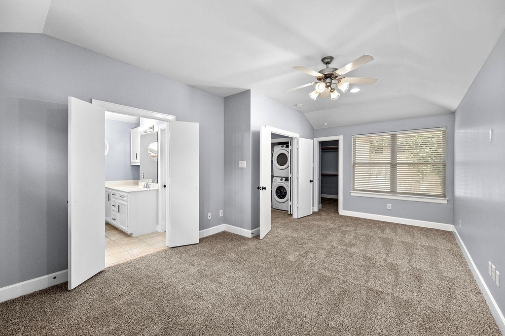 5951 South Loop E - Photo 13