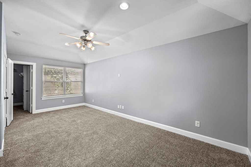 5951 South Loop E - Photo 14