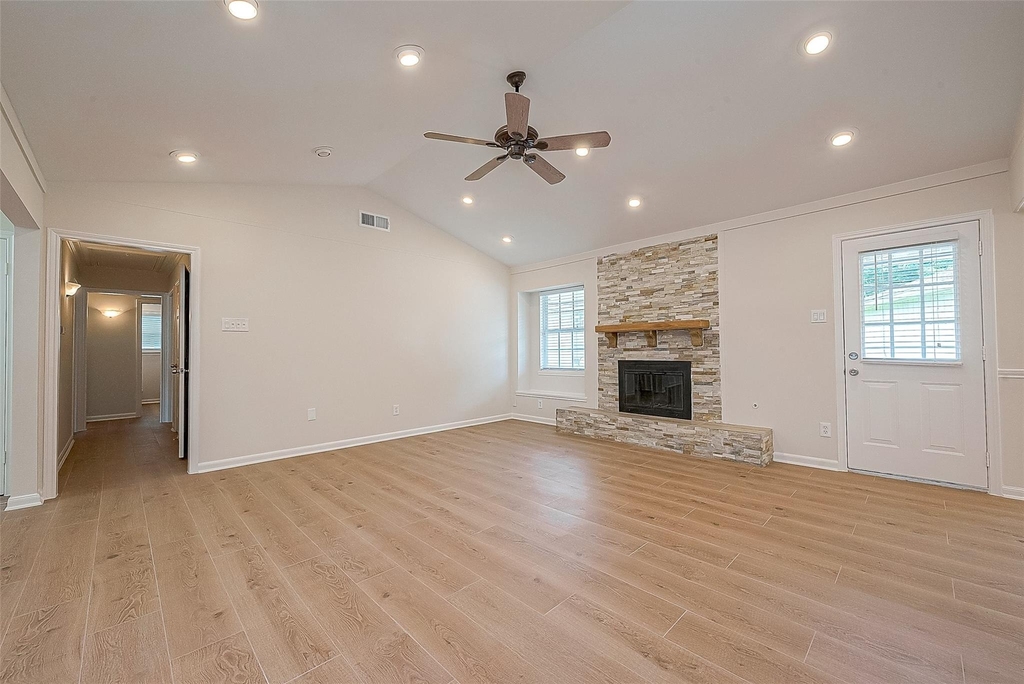 10306 Bob White Drive - Photo 5