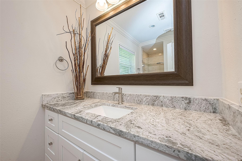10306 Bob White Drive - Photo 18