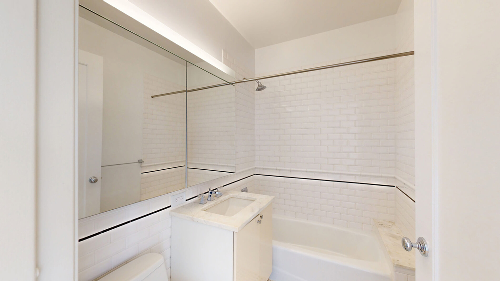 808 Columbus Ave - Photo 4