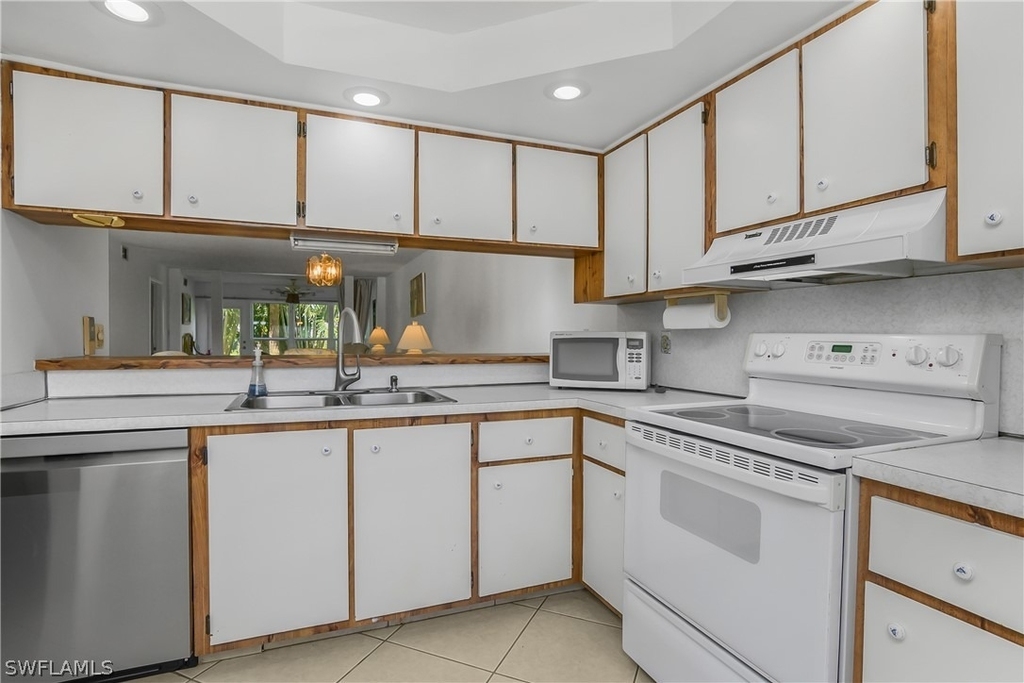 190 Palm Drive - Photo 12