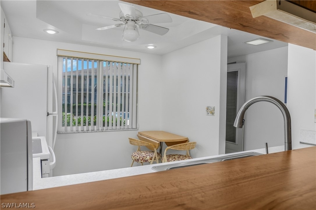 190 Palm Drive - Photo 13