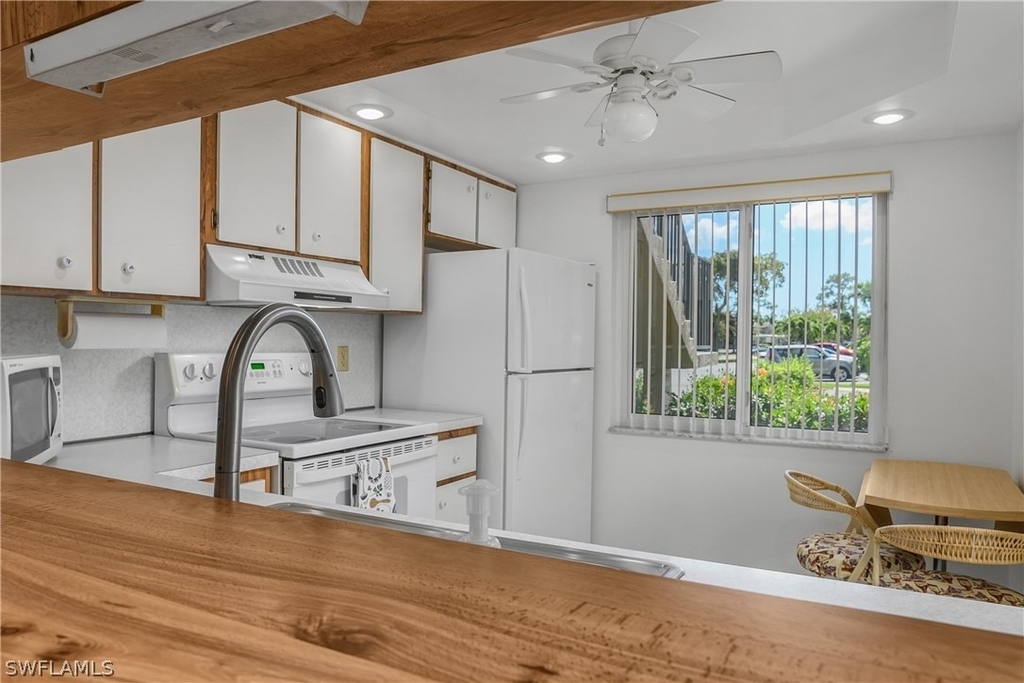 190 Palm Drive - Photo 10