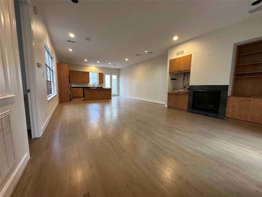 2713 Crawford Street - Photo 15