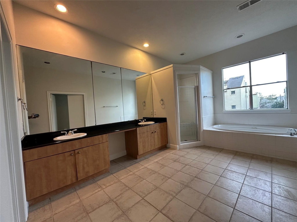 2713 Crawford Street - Photo 22