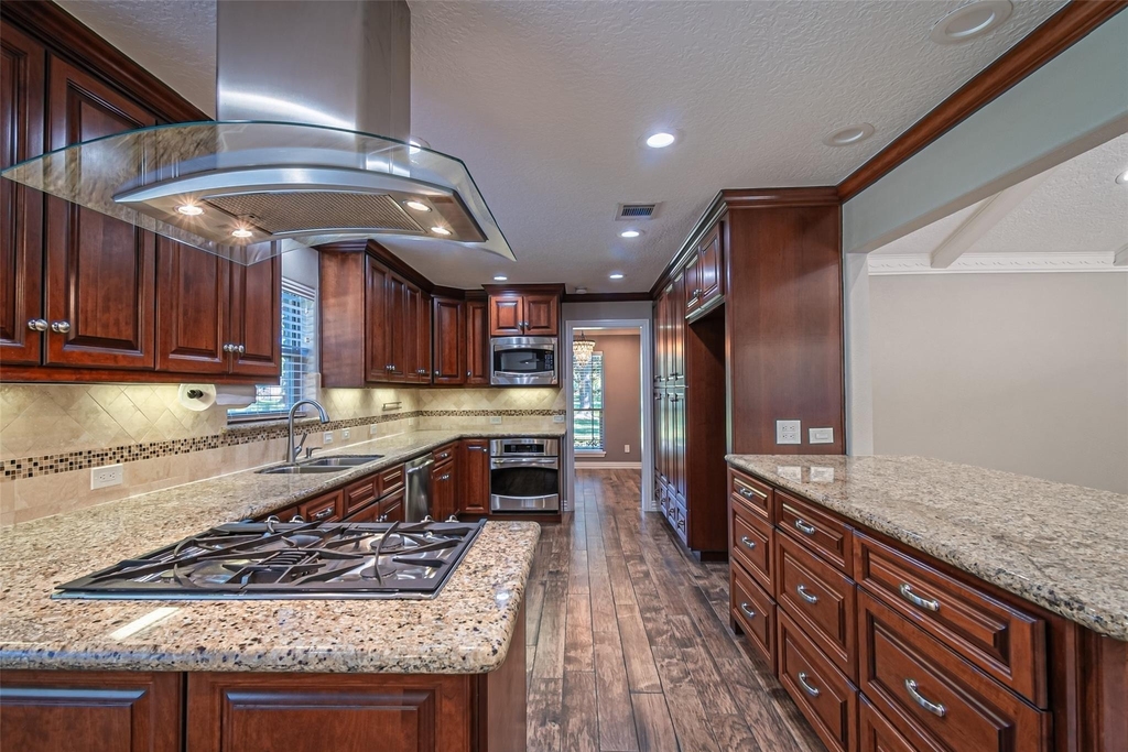 17615 Swansbury Drive - Photo 23