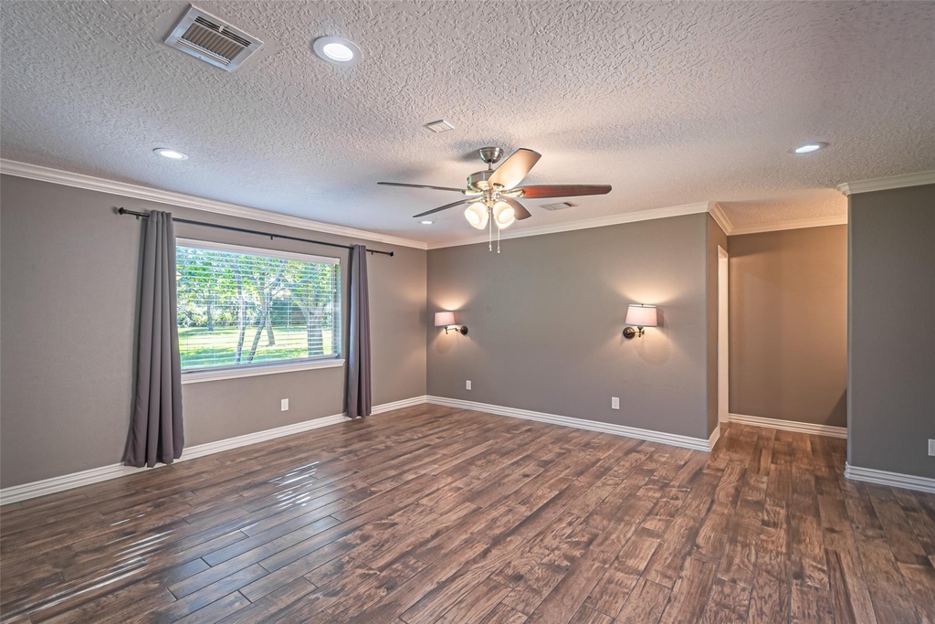 17615 Swansbury Drive - Photo 28