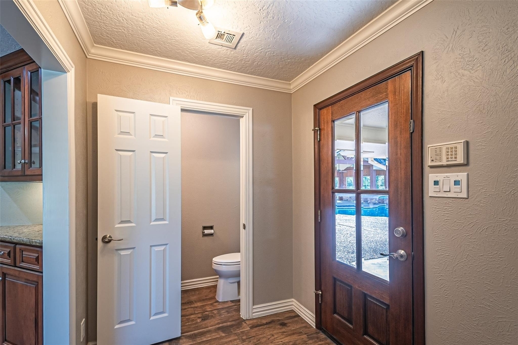 17615 Swansbury Drive - Photo 27