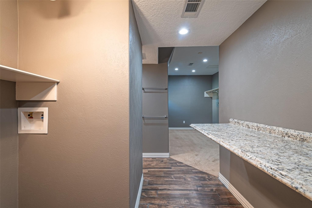 17615 Swansbury Drive - Photo 35